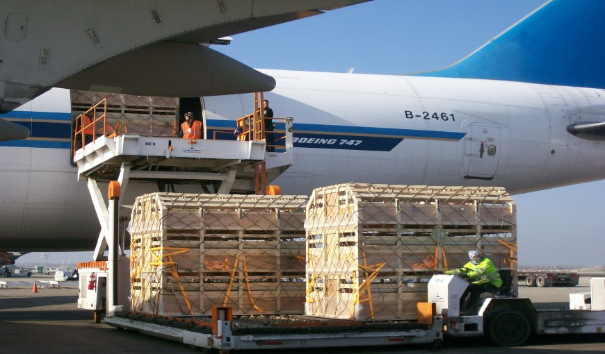 防城区到新加坡空运公司